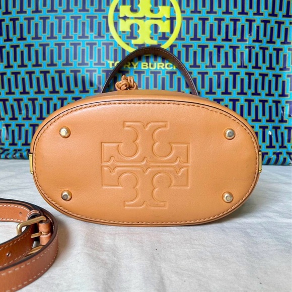 Tory Burch T Leather Bucket Bag - Limited Edition - Picture 4 of 10